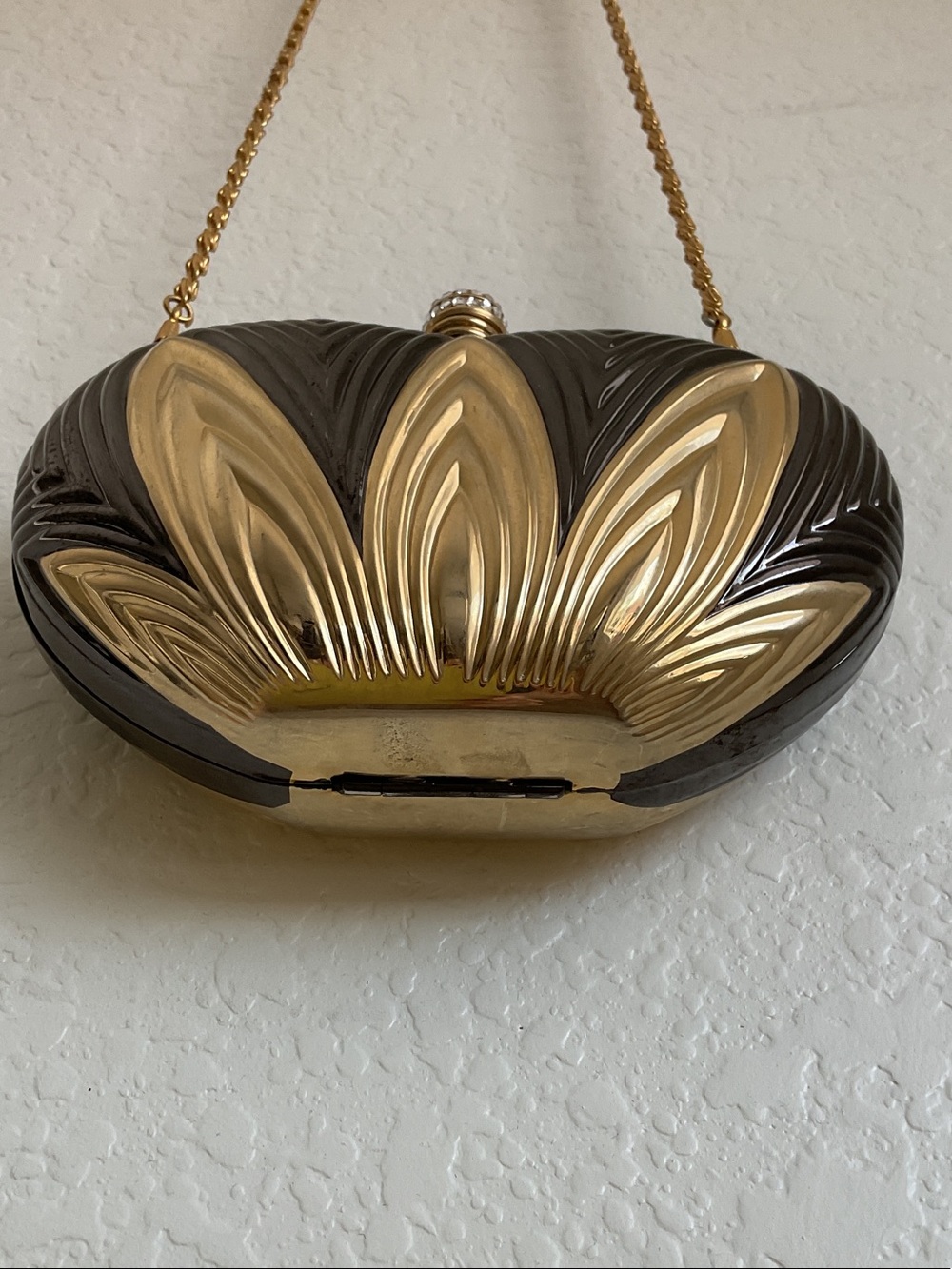 Gold and Black/Charcoal Gray Sculpted Leaf Crossbody Metal Clutch - Women Bags - Picture 6 of 15